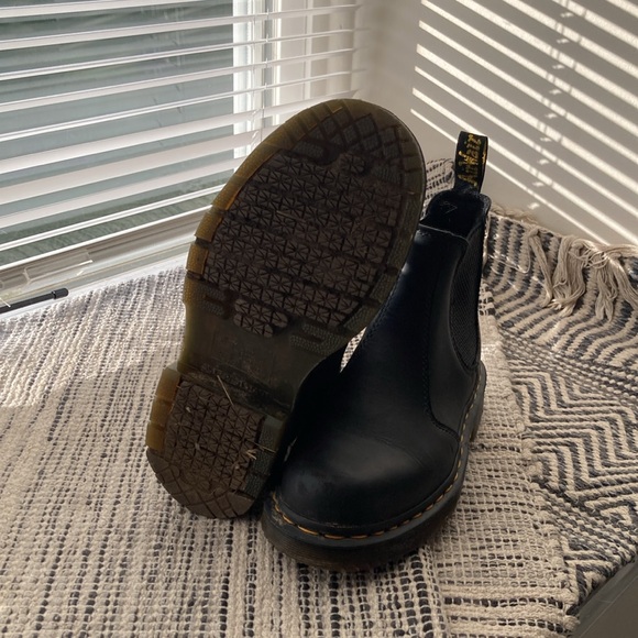 Dr Martens 2976 Chelsea boots - Picture 3 of 3